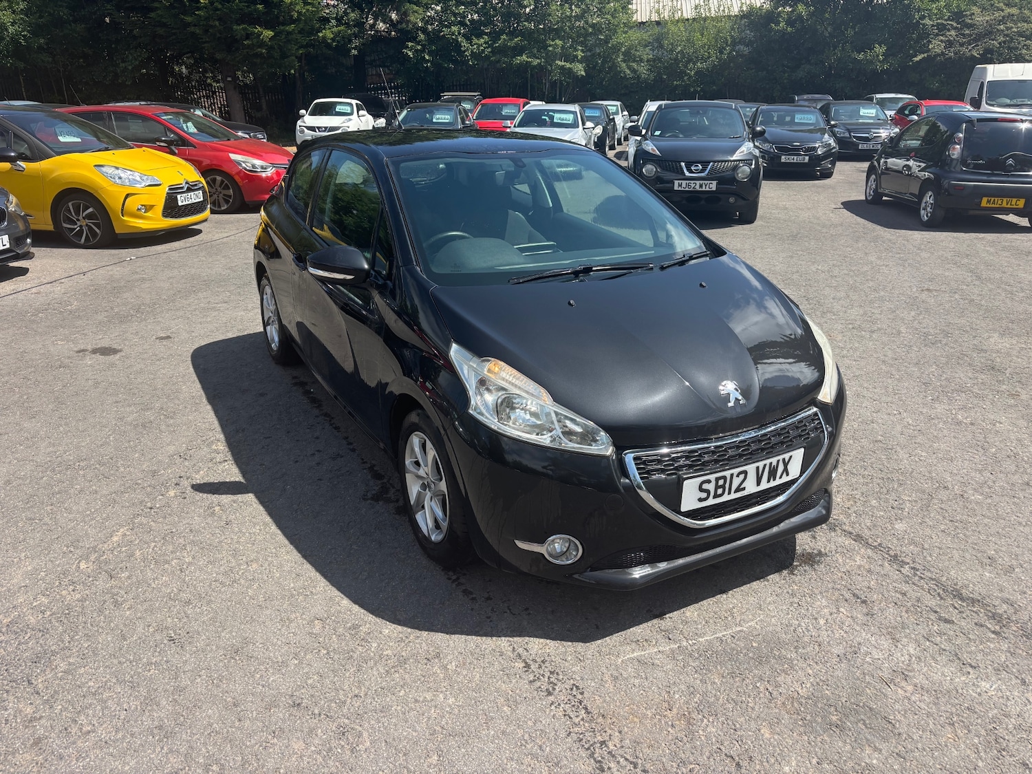 Used Peugeot 208 2012 for sale - 78042147: Photo 2
