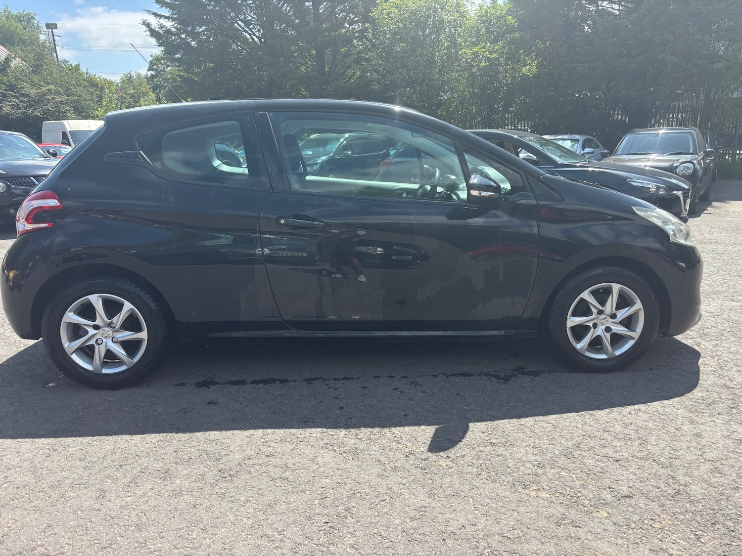 Used Peugeot 208 2012 for sale - 78042147: Photo 3