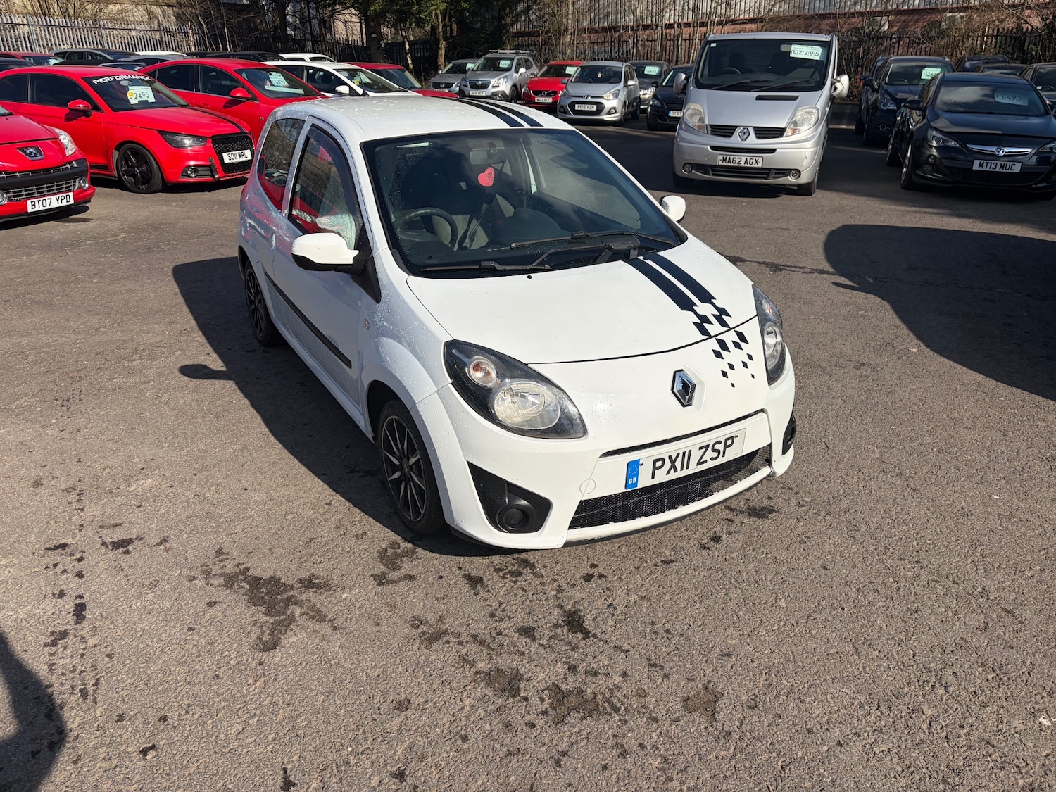 Used Renault Twingo 2011 for sale - 77743955: Photo 2