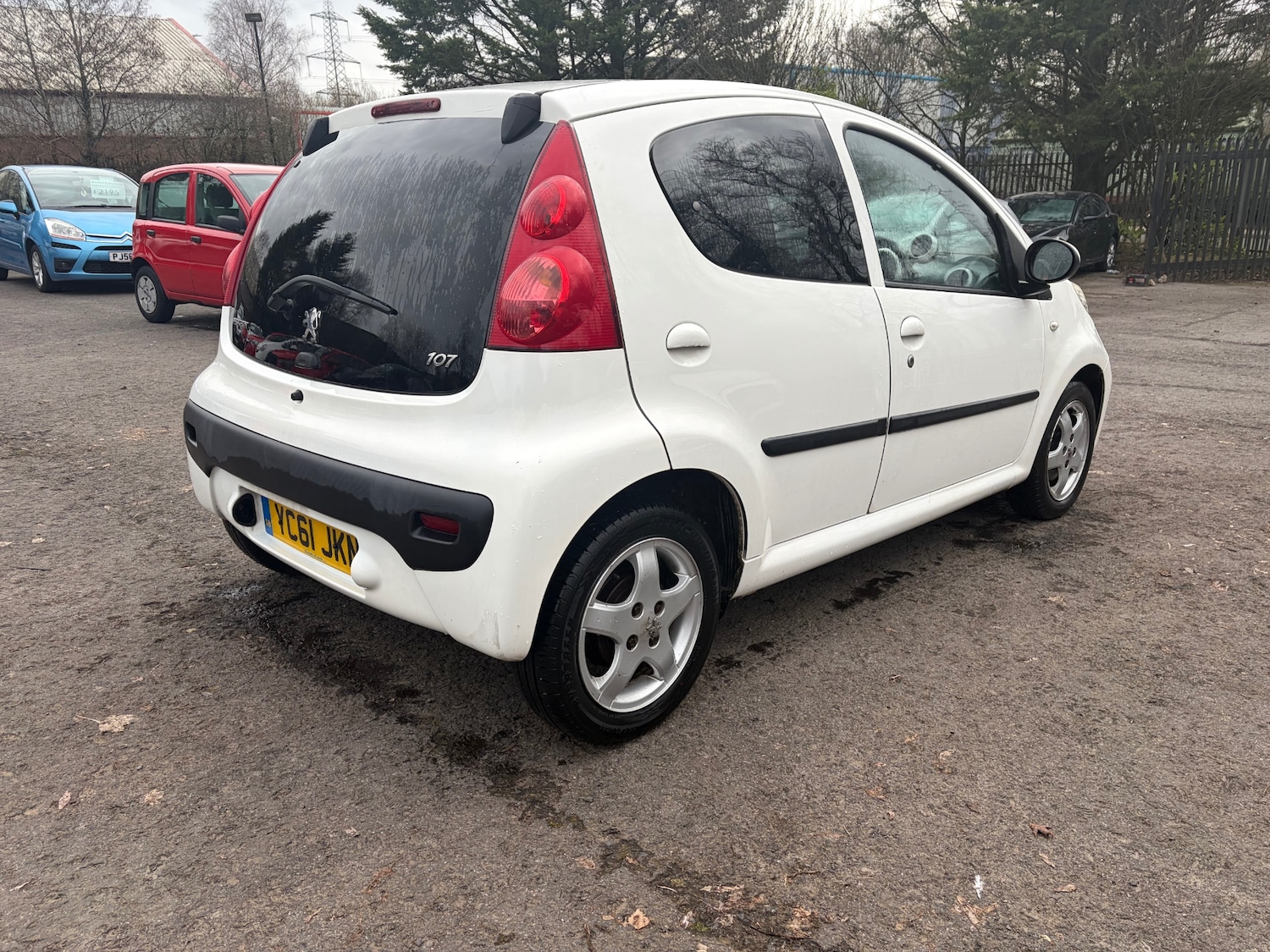 Used Peugeot 107 2011 for sale - 77590014: Photo 4