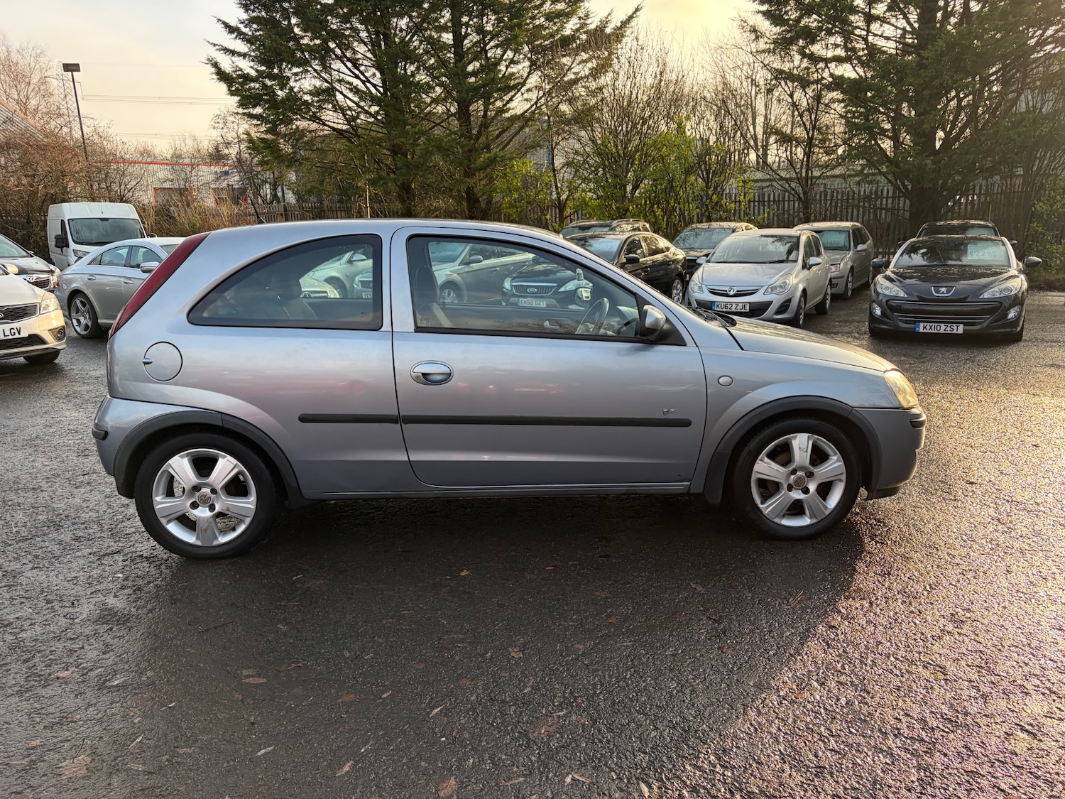 Used Vauxhall Corsa 2005 for sale - 77023372: Photo 3