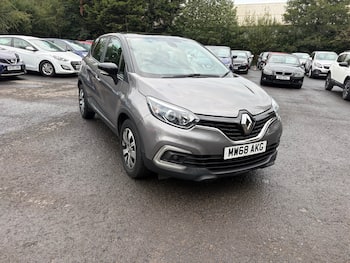 Used Renault Captur 2018 for sale - 79638922: Photo