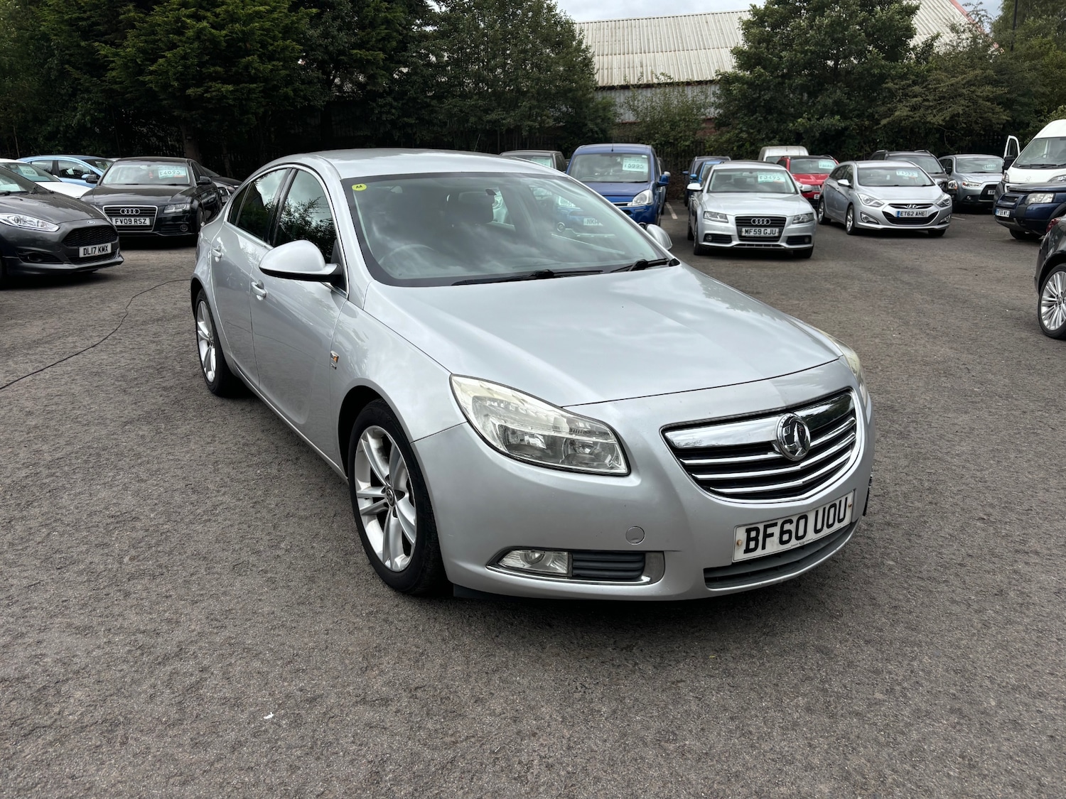 Used Vauxhall Insignia 2010 for sale - 78041382: Photo 2