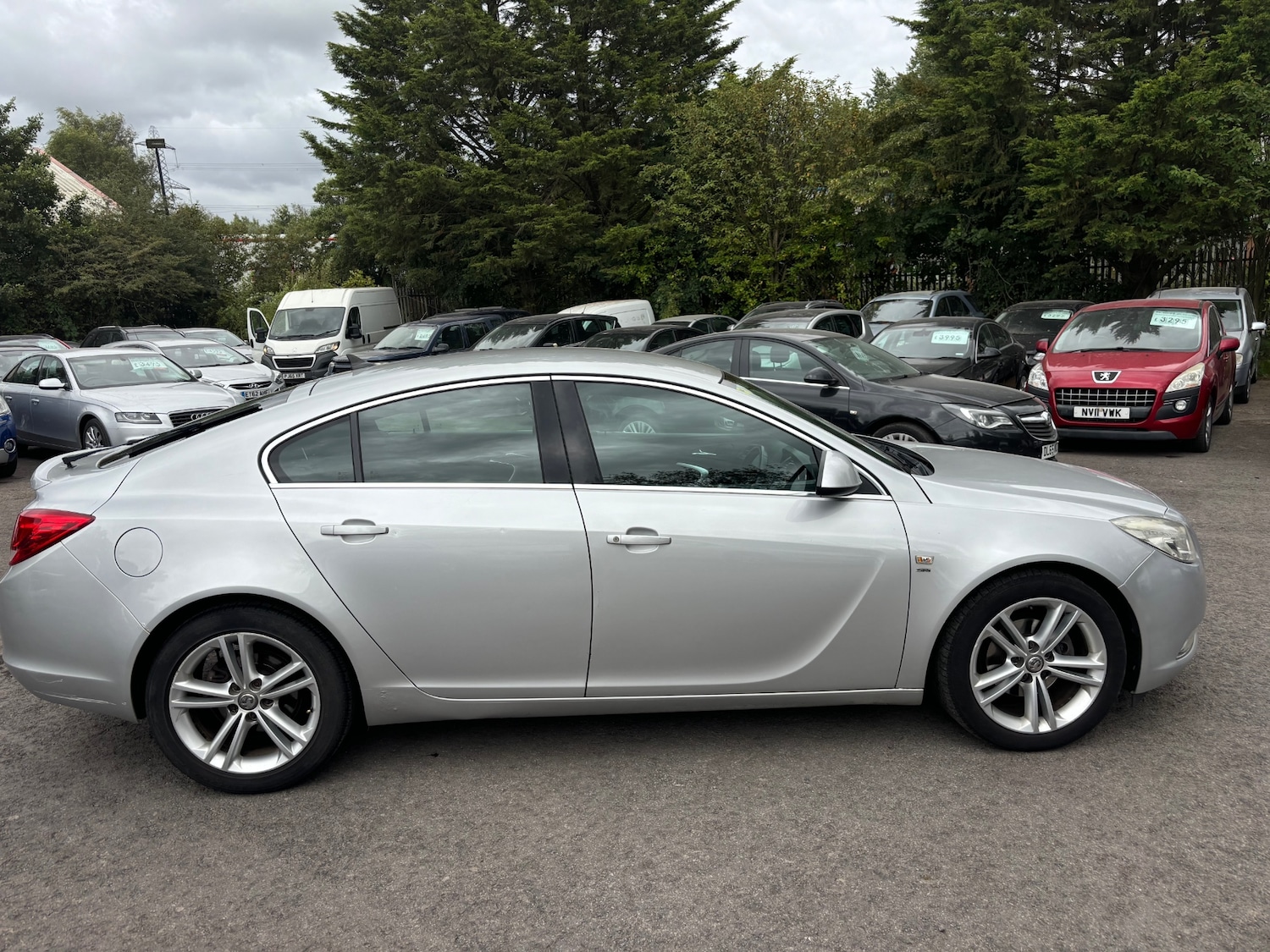 Used Vauxhall Insignia 2010 for sale - 78041382: Photo 3