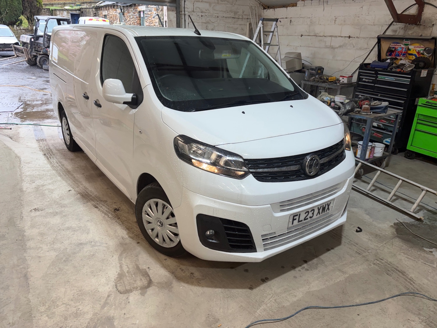 Used Vauxhall Vivaro 2023 for sale - 77996983: Photo 2