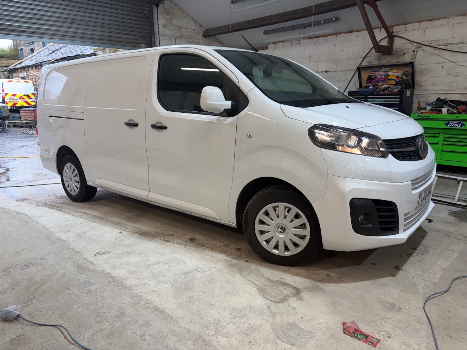 Used Vauxhall Vivaro 2023 for sale - 77996983: Photo 3