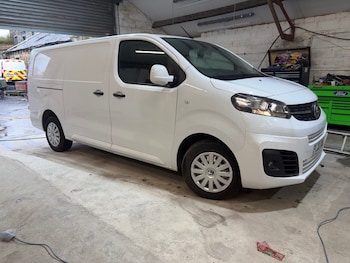 Used Vauxhall Vivaro 2023 for sale - 77996983: Photo