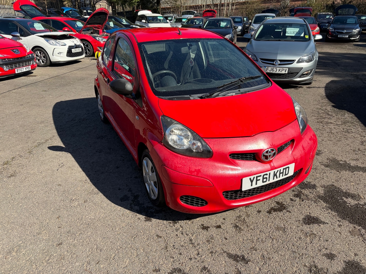 Used Toyota AYGO 2012 for sale - 77917518: Photo 2