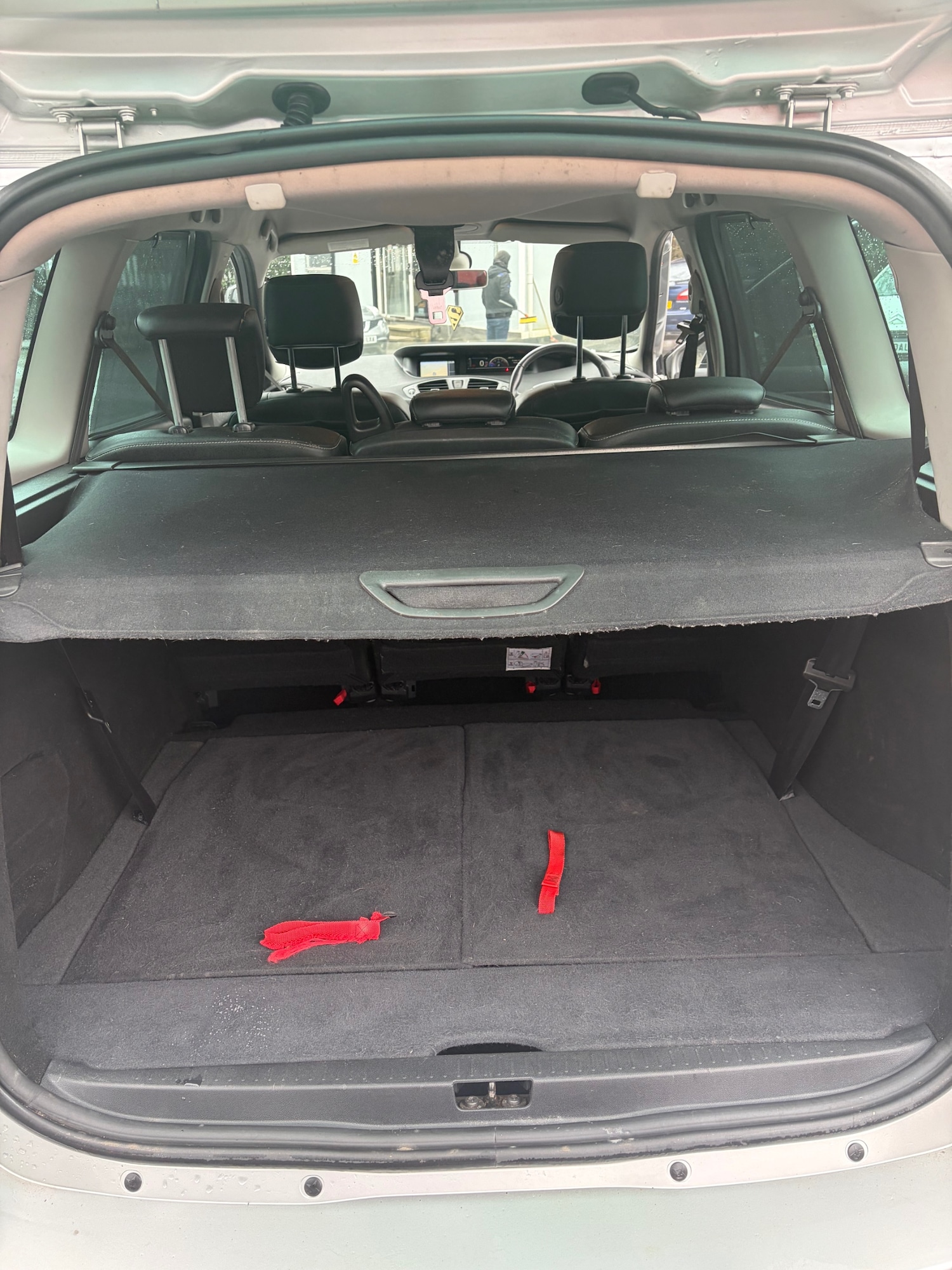 Used Renault Grand Scenic 2014 for sale - 77901238: Photo 11