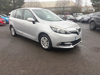 Used Renault Grand Scenic 2014 for sale - 77901238: Photo