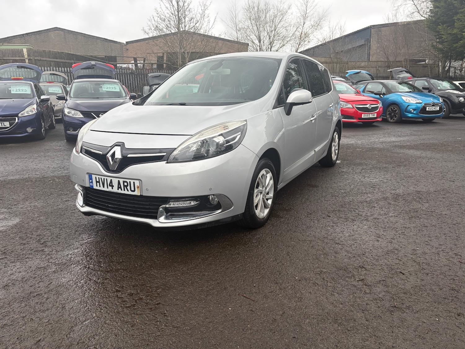 Used Renault Grand Scenic 2014 for sale - 77901238: Photo 8