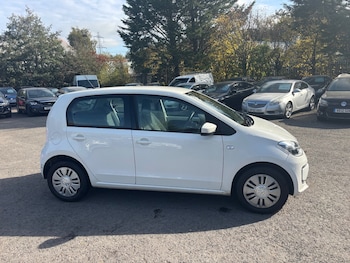 Used Volkswagen up! 2015 for sale - 76243538: Photo 3