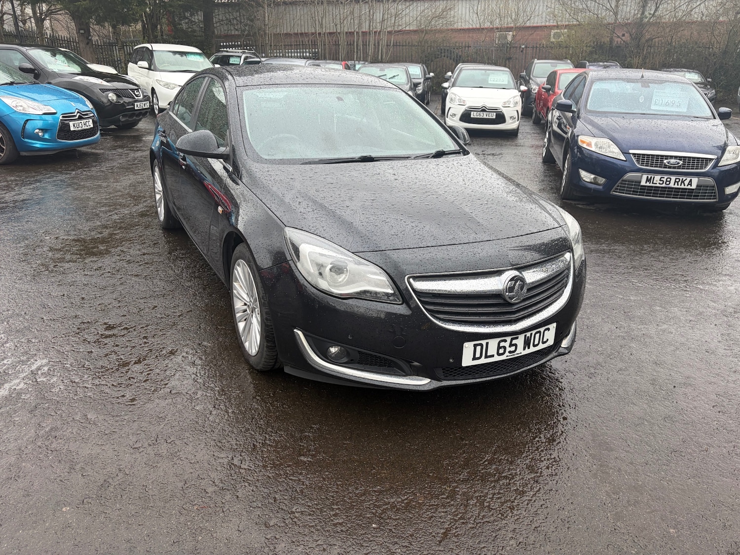 Used Vauxhall Insignia 2015 for sale - 77902028: Photo 2