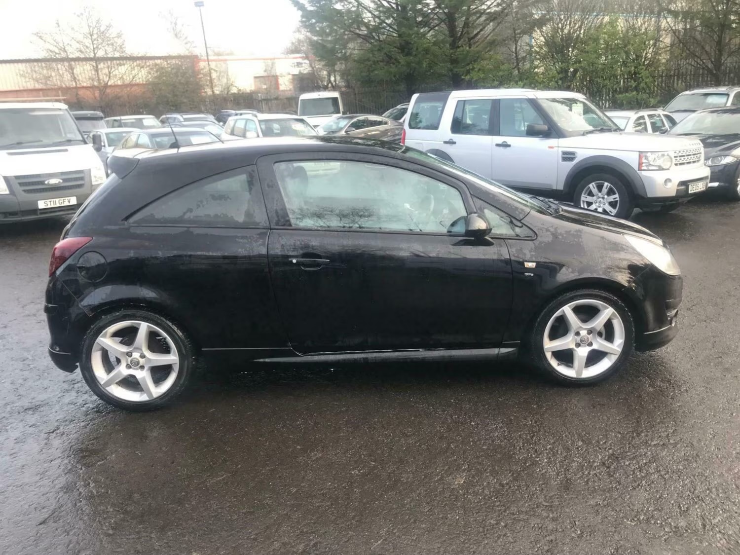 Used Vauxhall Corsa 2010 for sale - 78041831: Photo 3