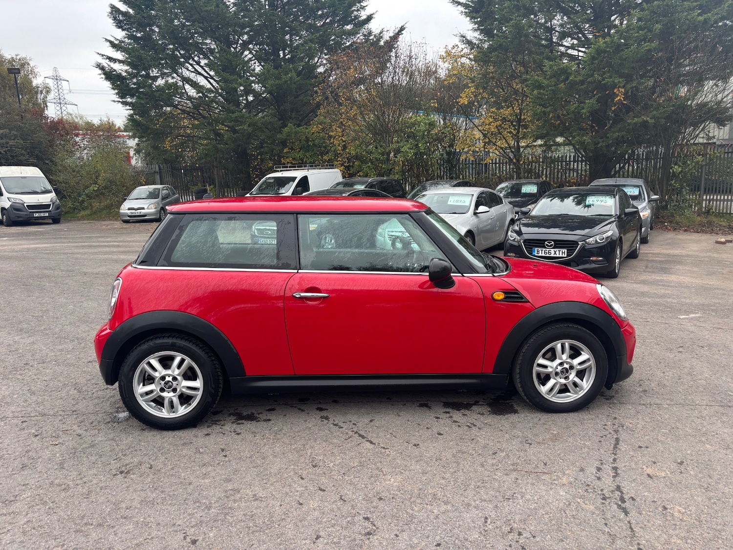 Used MINI Hatch 2010 for sale - 76272674: Photo 3