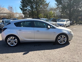 Used Vauxhall Astra 2011 for sale - 77916235: Photo