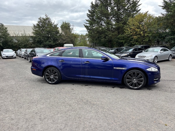 Used Jaguar XJ 2010 for sale - 75650423: Photo 3