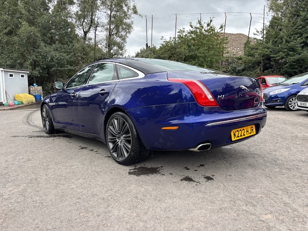 Used Jaguar XJ 2010 for sale - 75650423: Photo 5