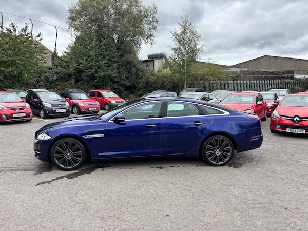 Used Jaguar XJ 2010 for sale - 75650423: Photo 6