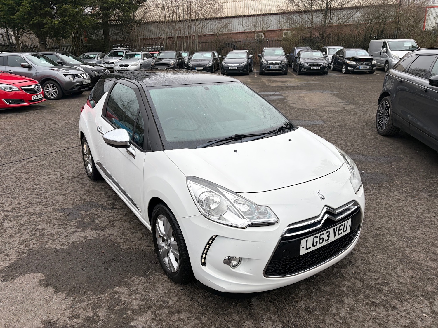 Used Citroen DS3 2013 for sale - 77801910: Photo 2