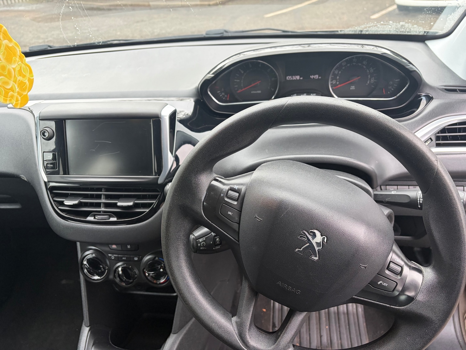 Used Peugeot 208 2015 for sale - 77801905: Photo 10