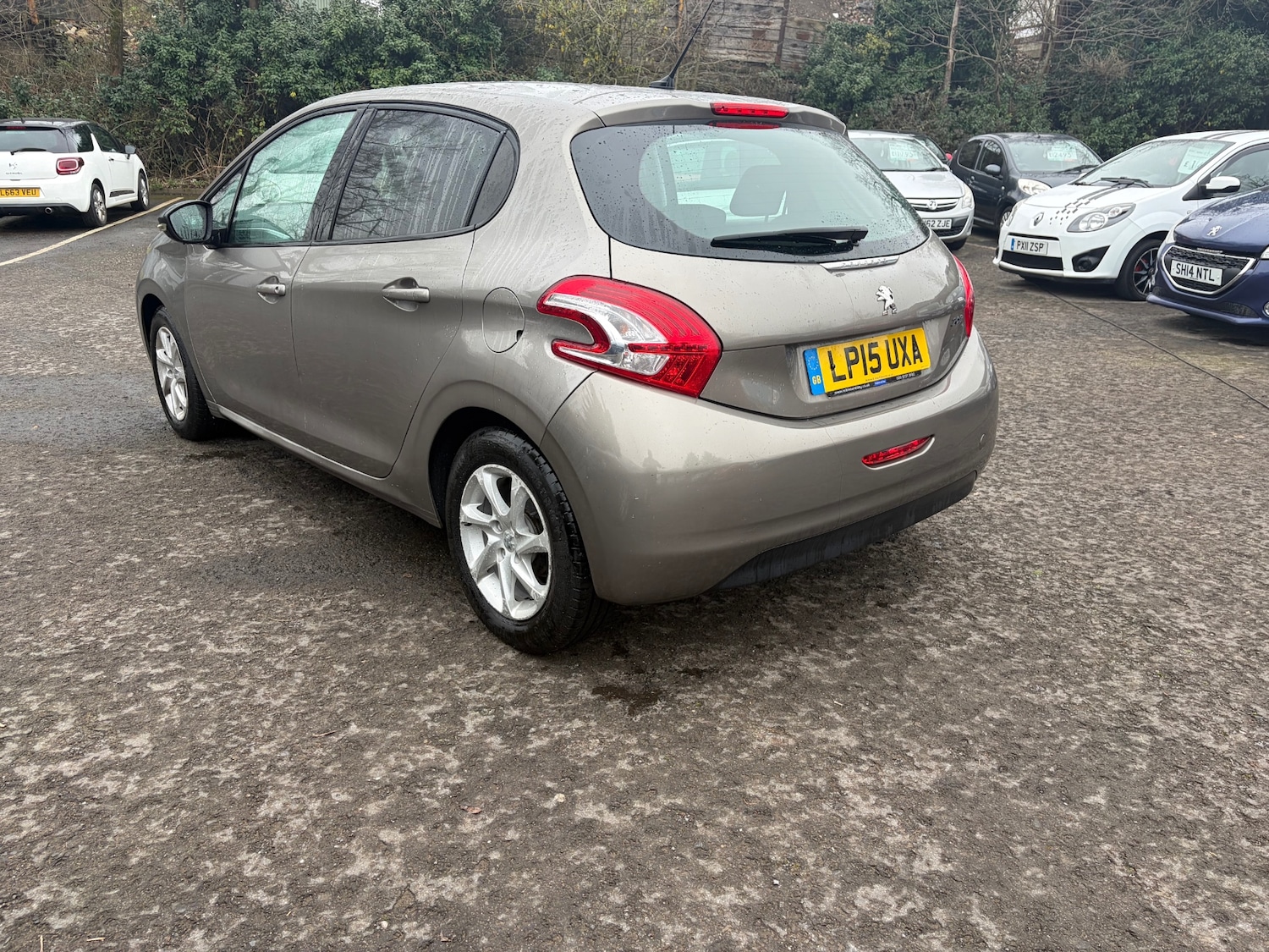 Used Peugeot 208 2015 for sale - 77801905: Photo 7