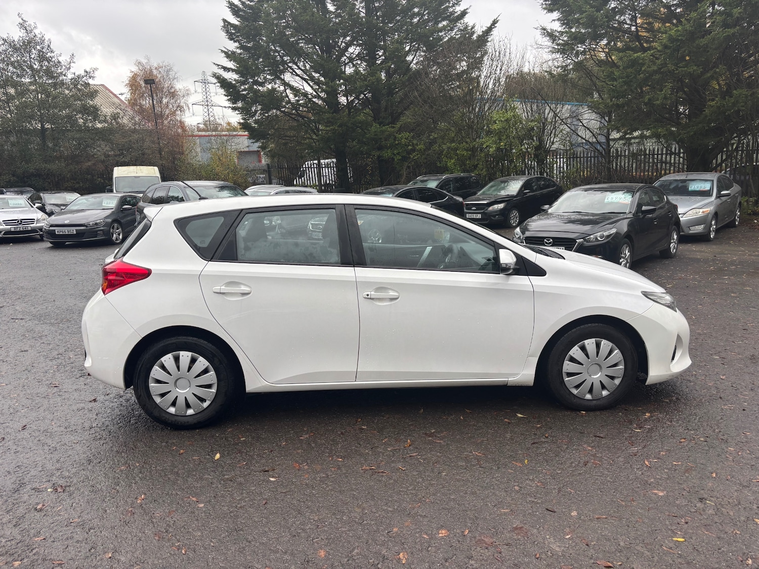 Used Toyota Auris 2013 for sale - 76505664: Photo 3