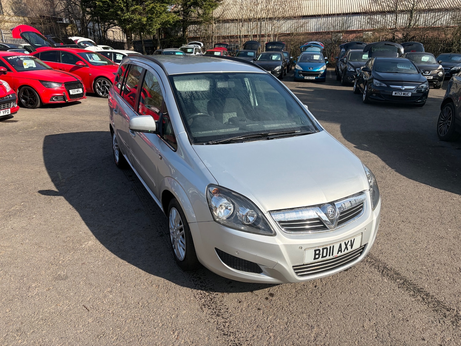 Used Vauxhall Zafira 2011 for sale - 77760234: Photo 2