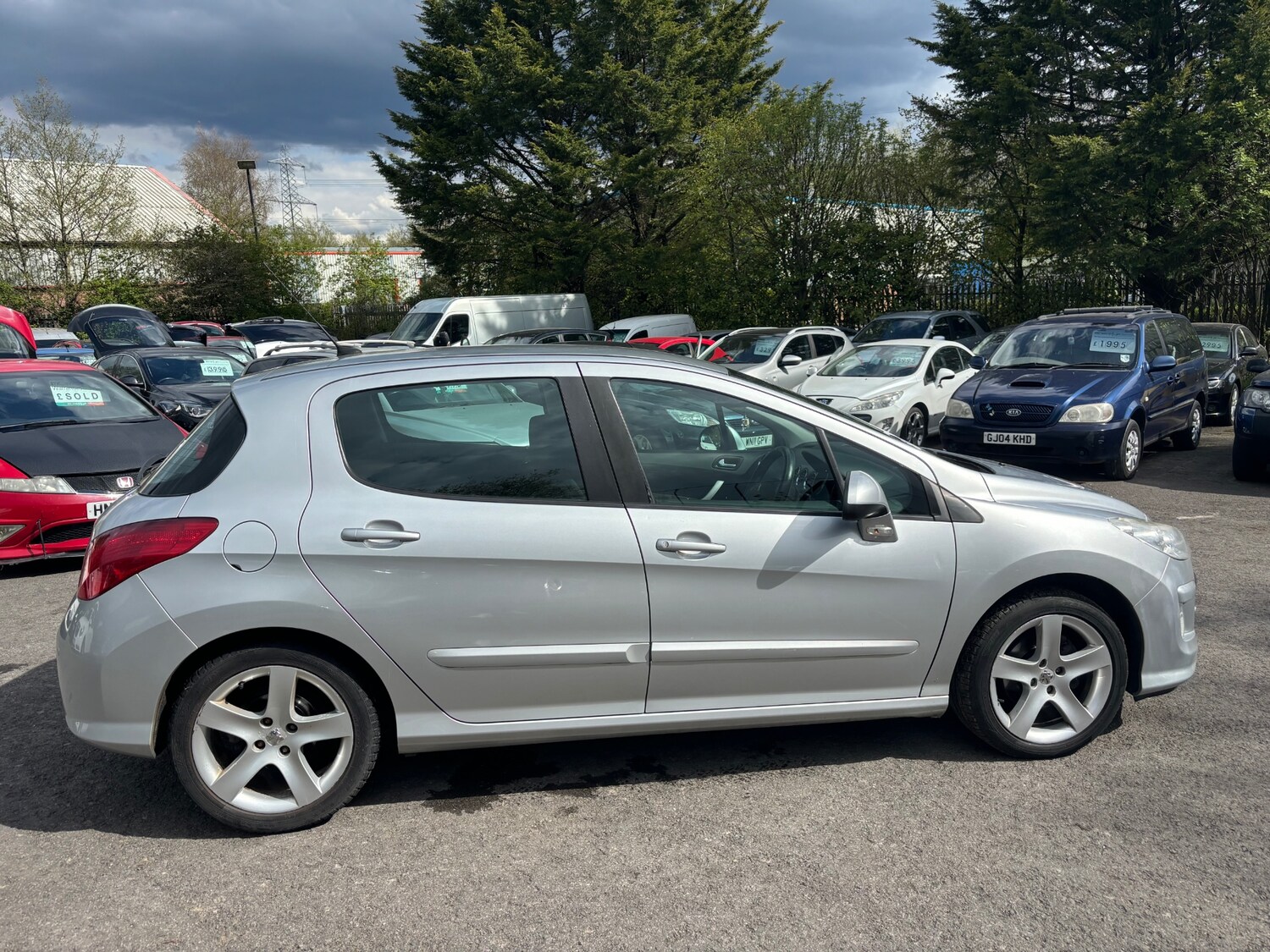 Used Peugeot 308 2010 for sale - 77336548: Photo 3