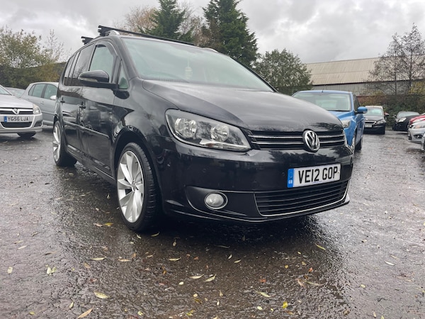 Used Volkswagen Touran 2012 for sale - 74218509: Photo 1