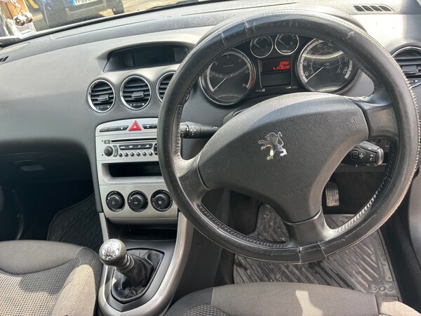 Used Peugeot 308 2010 for sale - 74218576: Photo 8