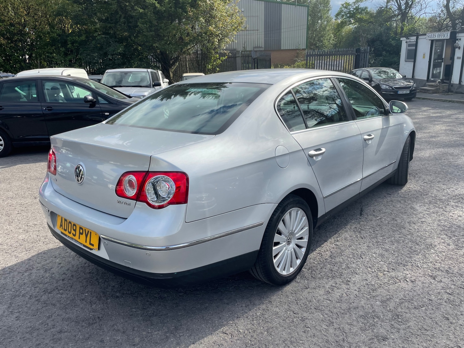 Used Volkswagen Passat 2009 for sale - 78041892: Photo 2