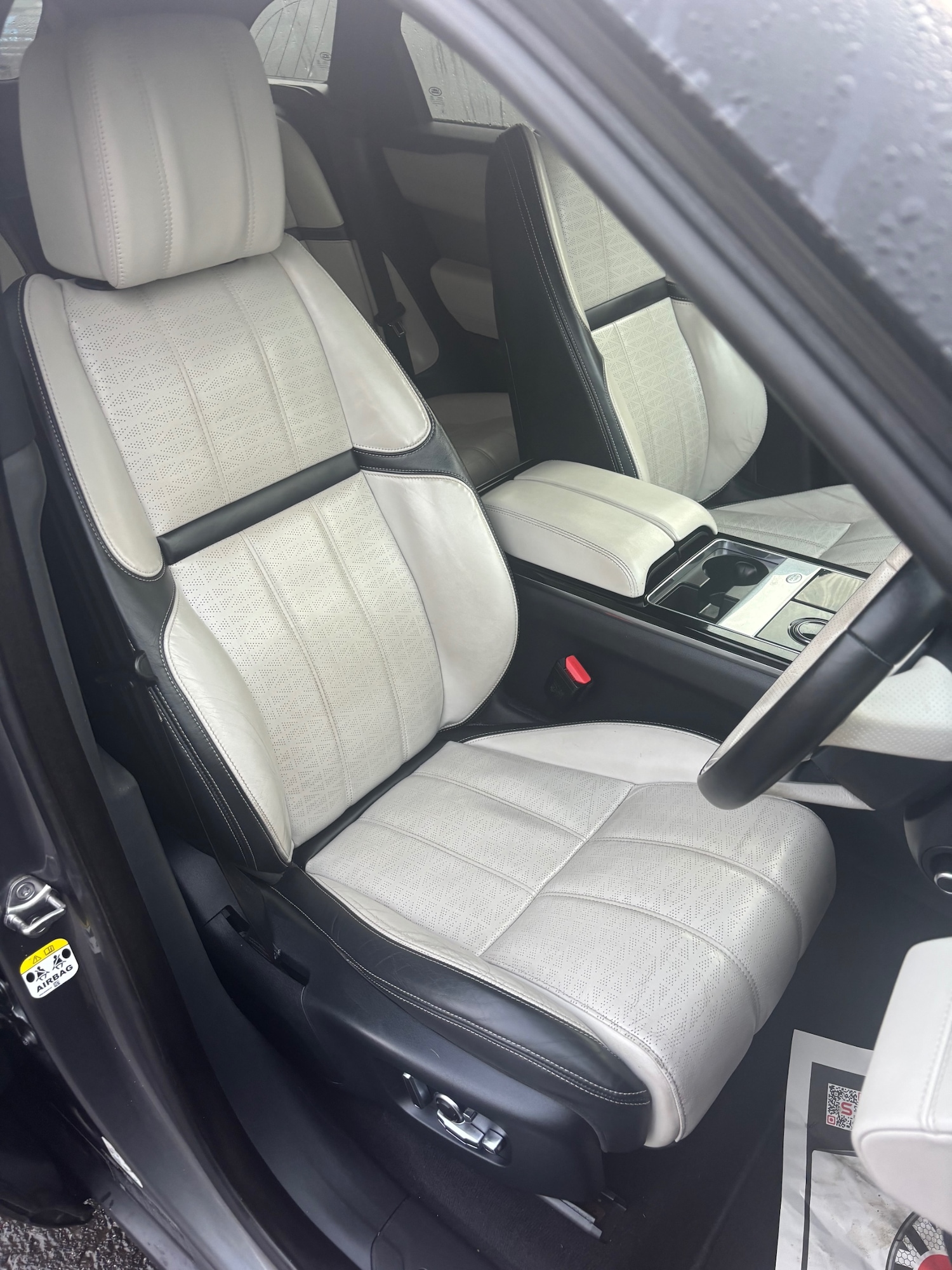 Used Land Rover Range Rover Velar 2019 for sale - 76957062: Photo 11