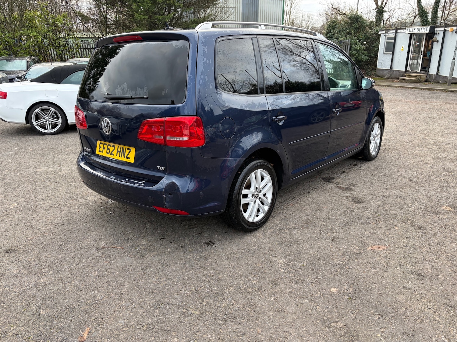 Used Volkswagen Touran 2013 for sale - 77069144: Photo 3