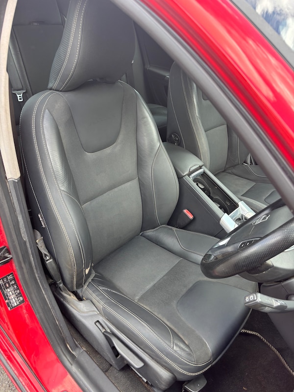 Used Volvo V60 2012 for sale - 75119283: Photo 10