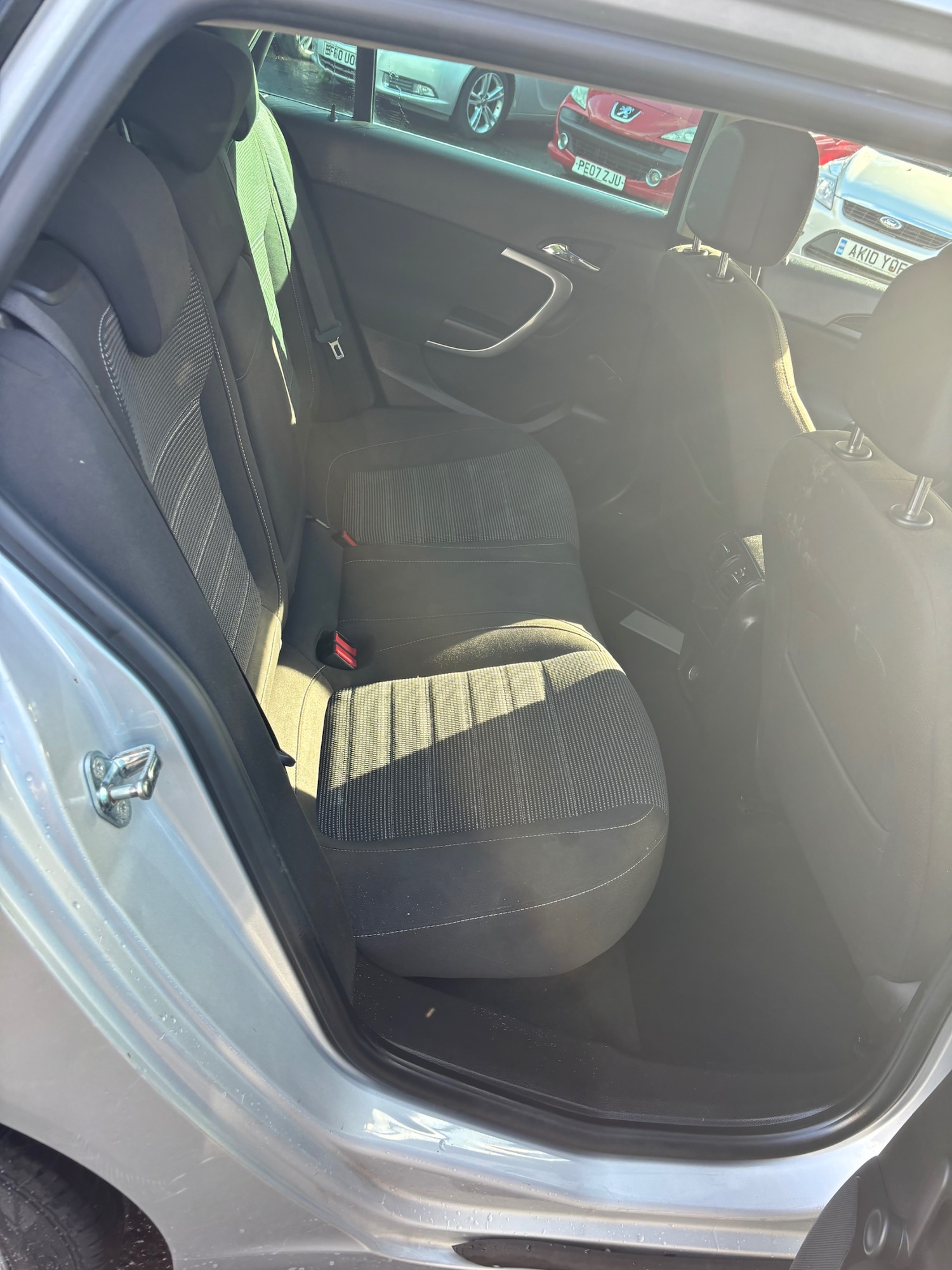 Used Vauxhall Insignia 2011 for sale - 78041898: Photo 12