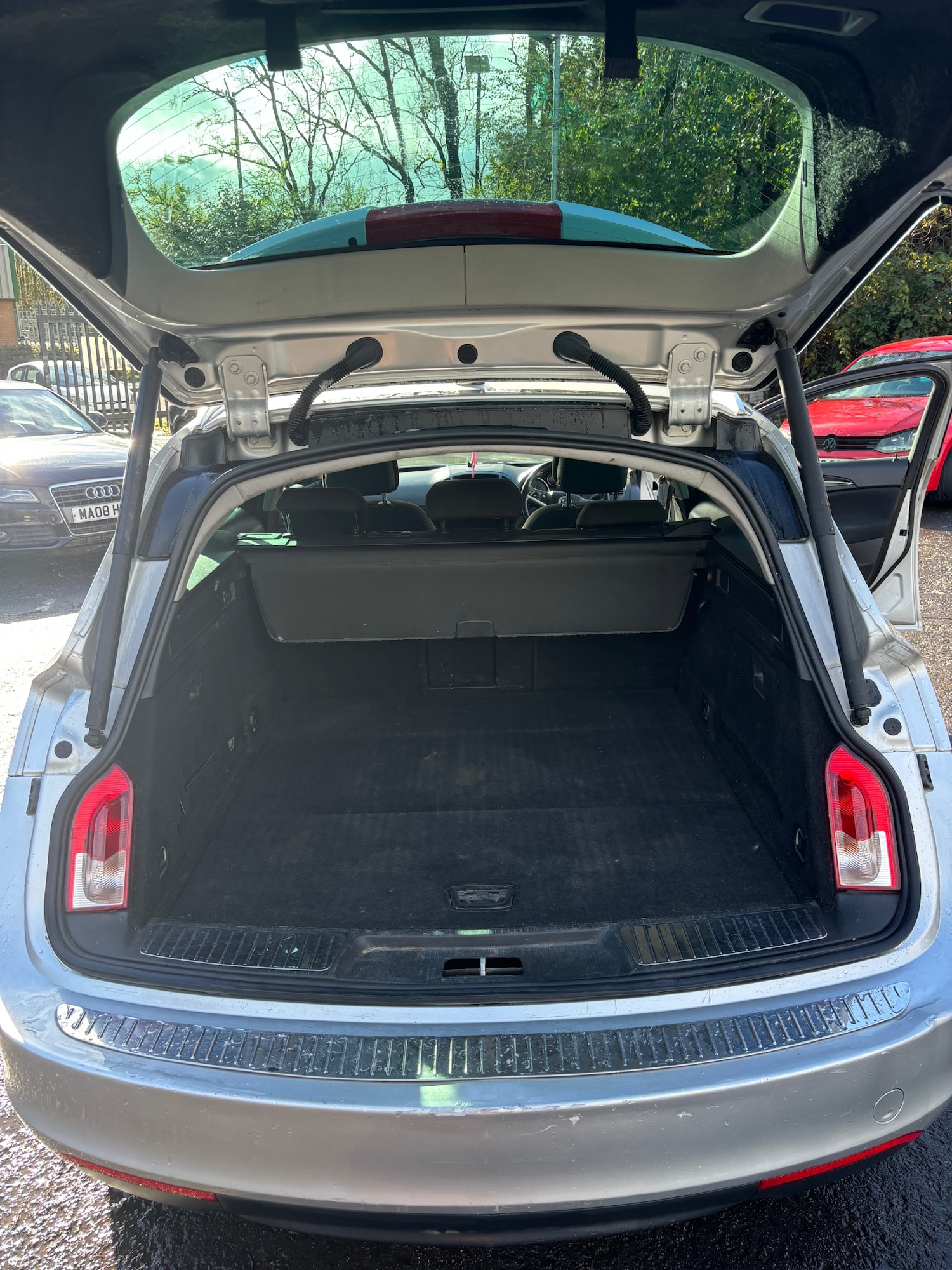 Used Vauxhall Insignia 2011 for sale - 78041898: Photo 13