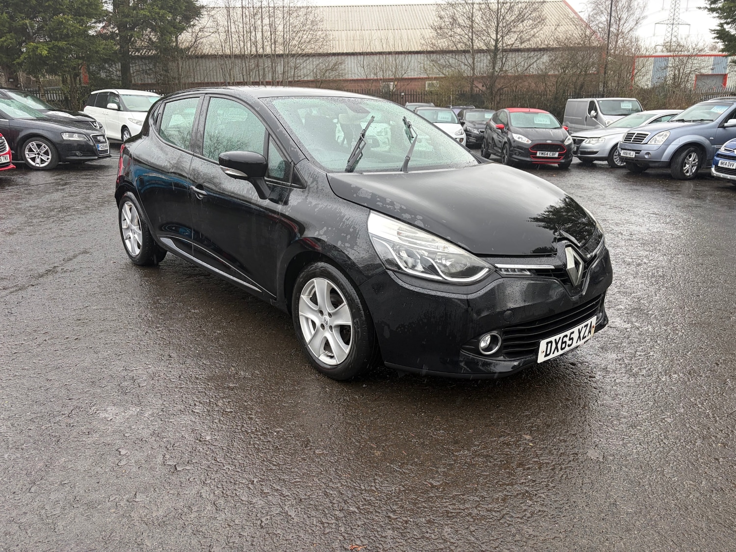 Used Renault Clio 2015 for sale - 77864937: Photo 3