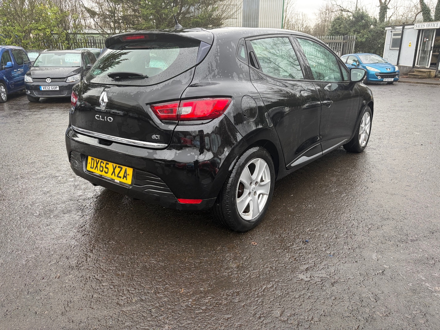 Used Renault Clio 2015 for sale - 77864937: Photo 5