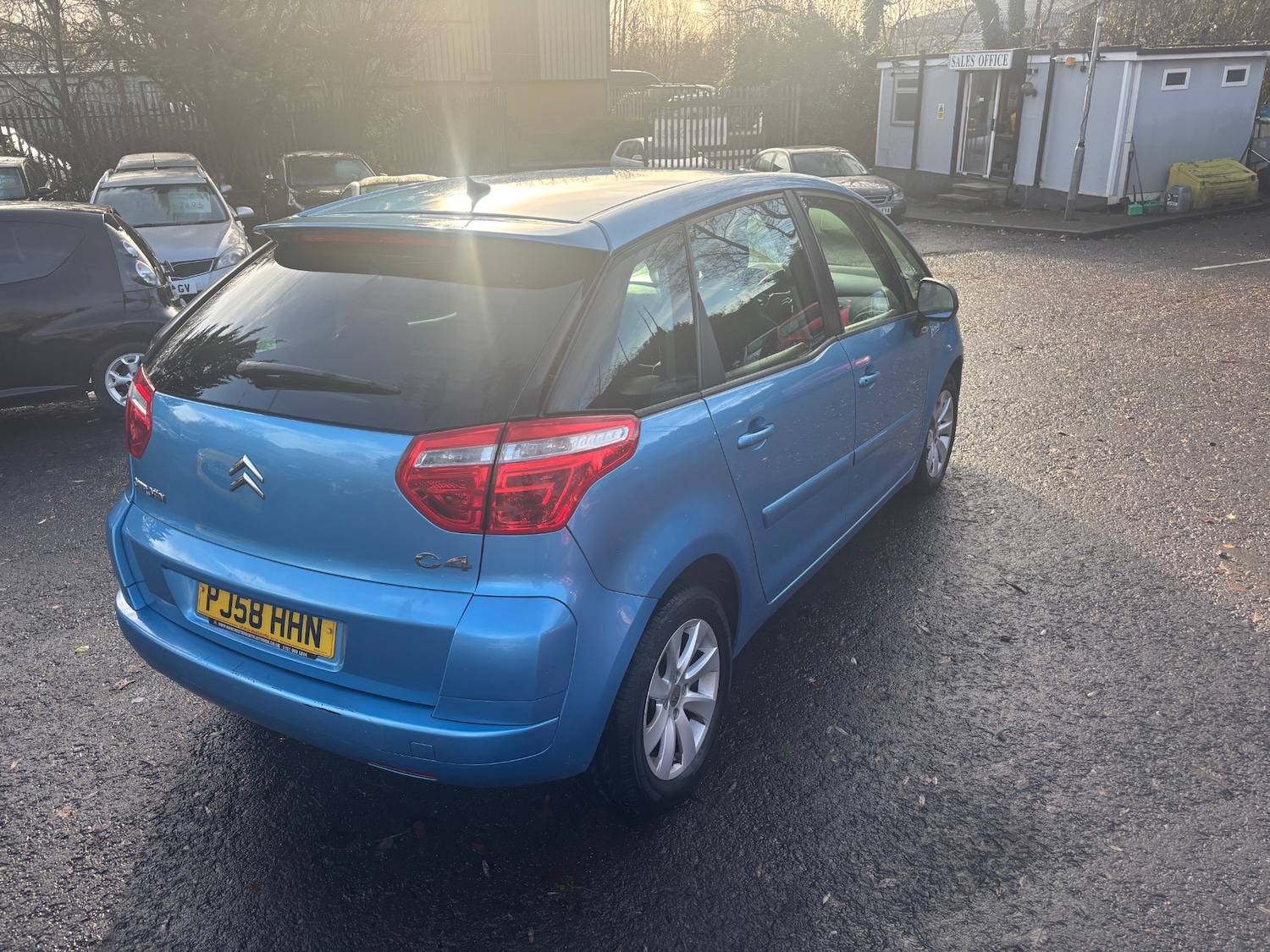 Used Citroen C4 Picasso 2008 for sale - 76904948: Photo 5