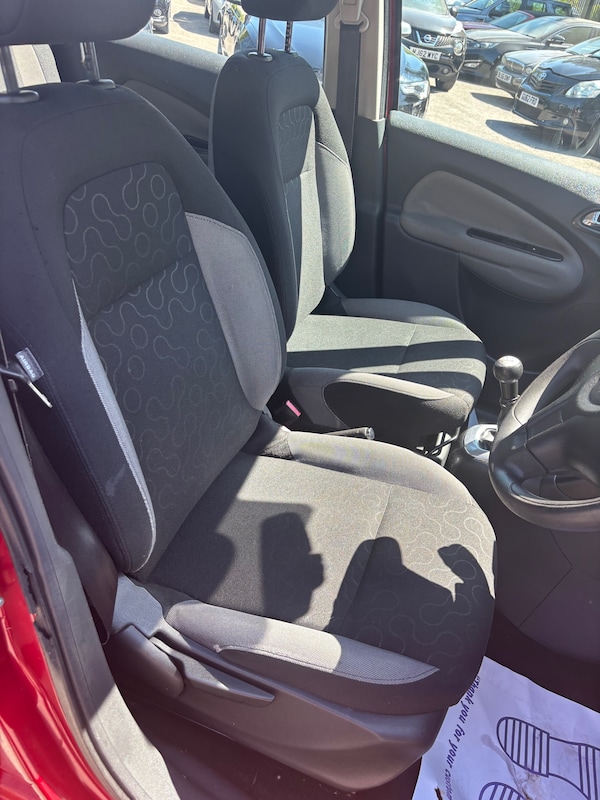 Used Citroen C3 Picasso 2011 for sale - 74602441: Photo 10