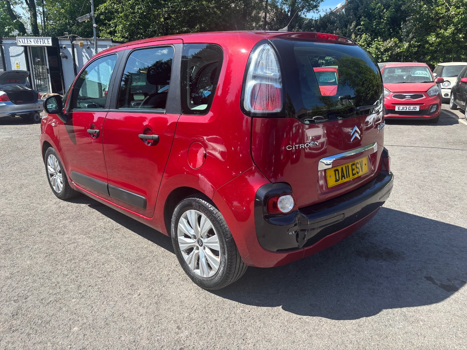 Vehicle 5