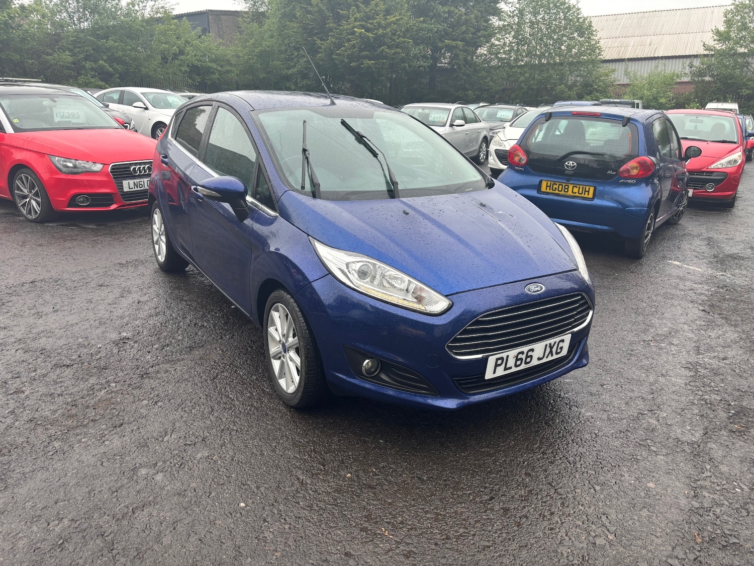 Used Ford Fiesta 2017 for sale - 78040580: Photo 2