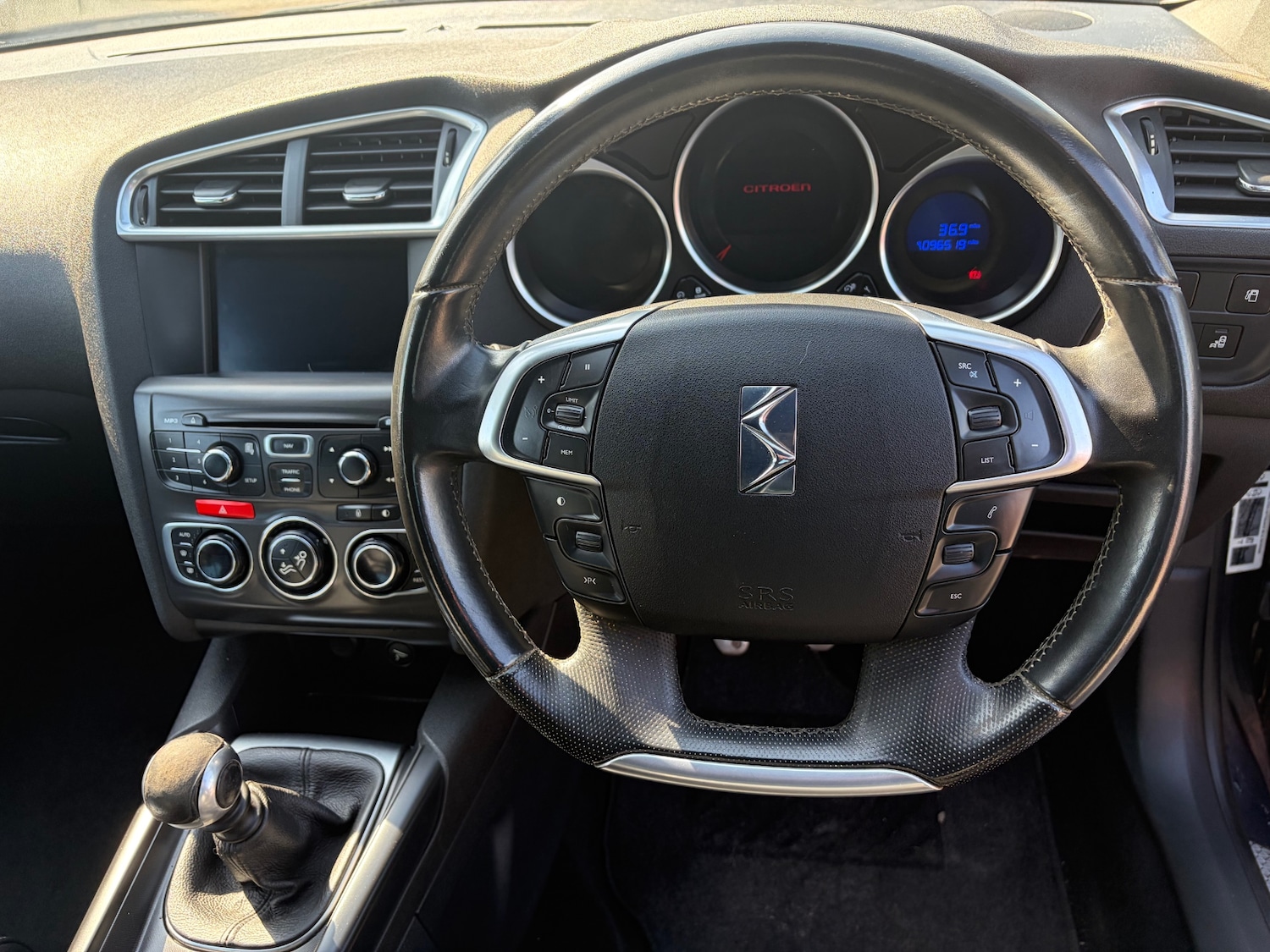 Used Citroen DS4 2011 for sale - 77946051: Photo 9