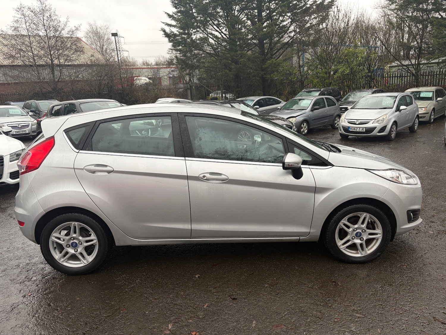 Used Ford Fiesta 2013 for sale - 77273997: Photo 3