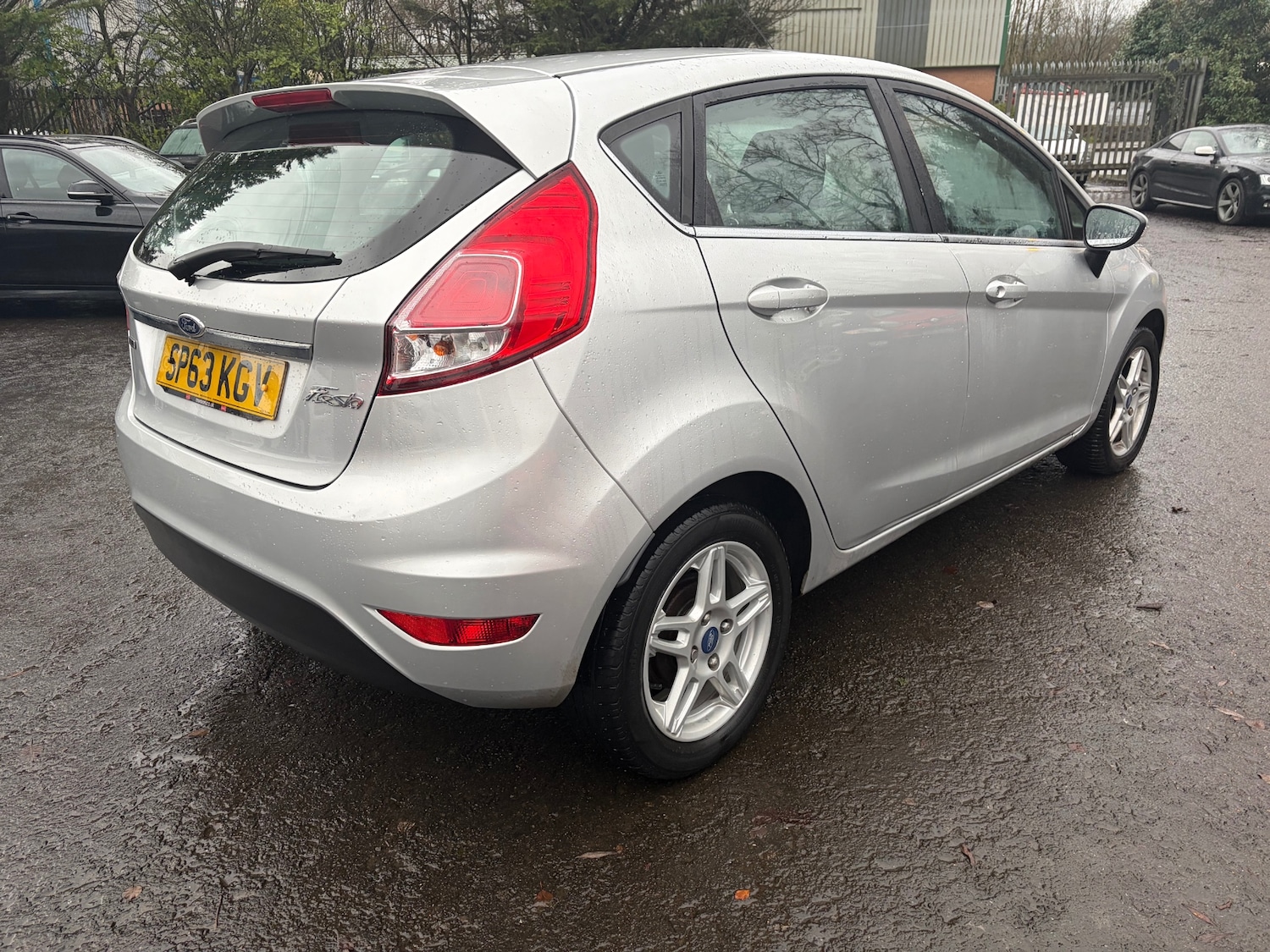 Used Ford Fiesta 2013 for sale - 77273997: Photo 4
