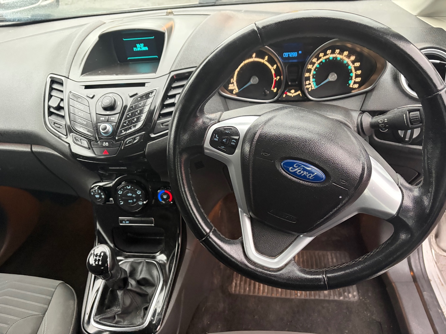 Used Ford Fiesta 2013 for sale - 77273997: Photo 9