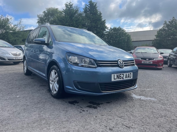 Used Volkswagen Touran 2012 for sale - 74218527: Photo 1