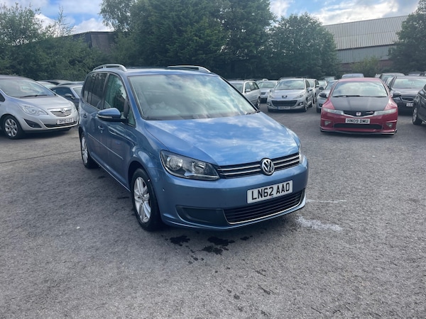 Used Volkswagen Touran 2012 for sale - 74218527: Photo 2