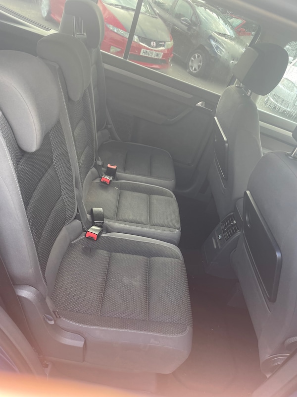 Used Volkswagen Touran 2012 for sale - 74218527: Photo 9
